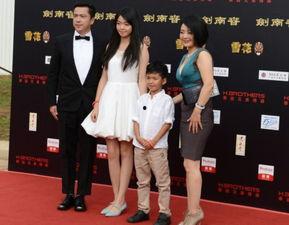 娱乐圈爆料二胎夫妻是谁,神秘夫妻携手迎接新生命! 第2张 娱乐圈爆料二胎夫妻是谁,神秘夫妻携手迎接新生命! 第2张